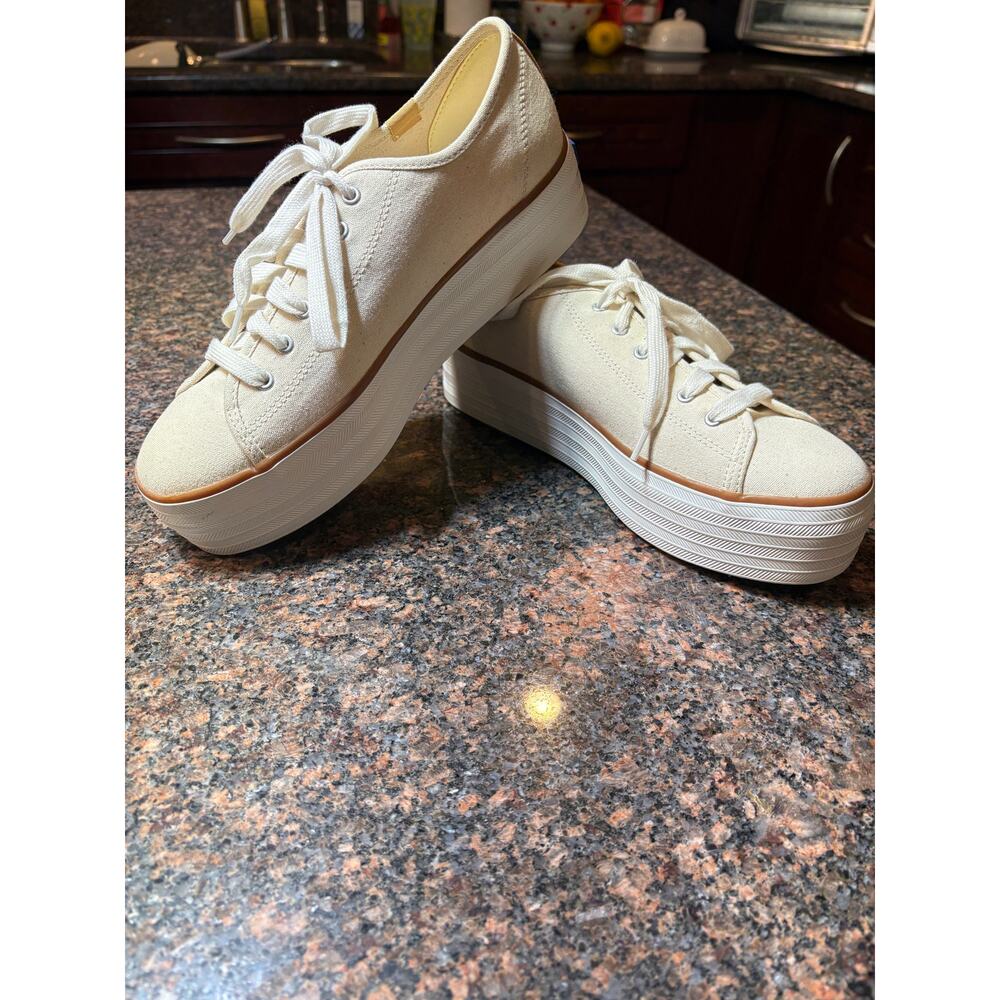Keds Women's Triple Up Canvas Sneaker Cream Size 8 NWOT